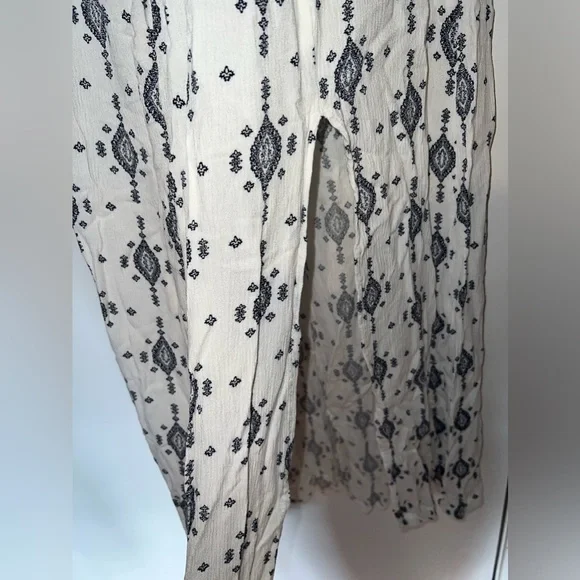 Maxi Dress with Slit - Picture 4 of 4